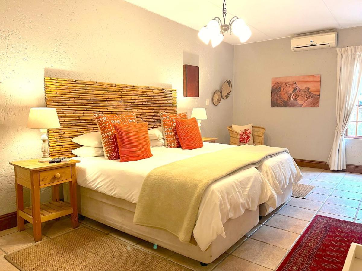 Safari Club Guest Lodge Or Tambo International Airport Kempton Park Eksteriør billede
